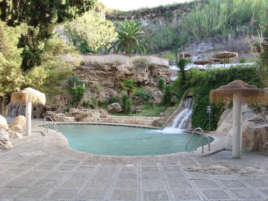 Balneario De Alicun De Las Torres Villanueva de las Torres Exterior foto